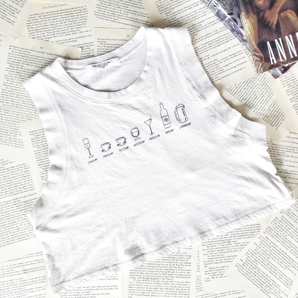 NWOT PROJECT SOCIAL T Days of the Week Drink Crop